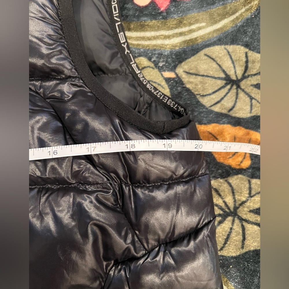 Ralph Lauren RLX Black Down Puffer Vest – Size Medium - Picture 8 of 8